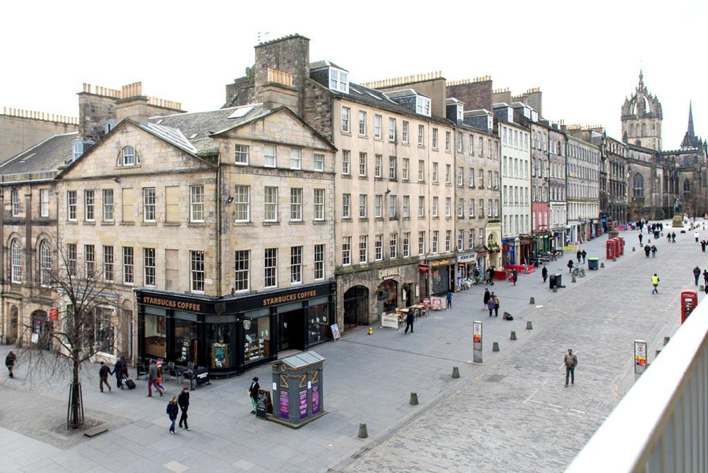 Royal Mile Mansions 14 Appartamento Edimburgo Esterno foto